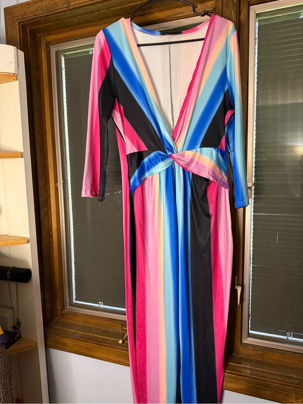Women’s Multicolor Twist-Front pant suit PTP 18-25 length 54